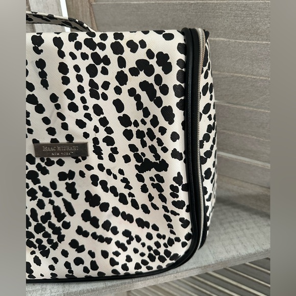ISAAC MIZRAHI•Black & White Animal Print Makeup Bag - Picture 3 of 17